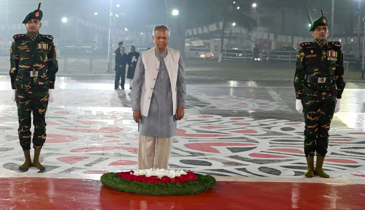 President Pay Tribute at the First Hour of Ekushey | Daily SpostoBadi President Pay Tribute at the First Hour of Ekushey